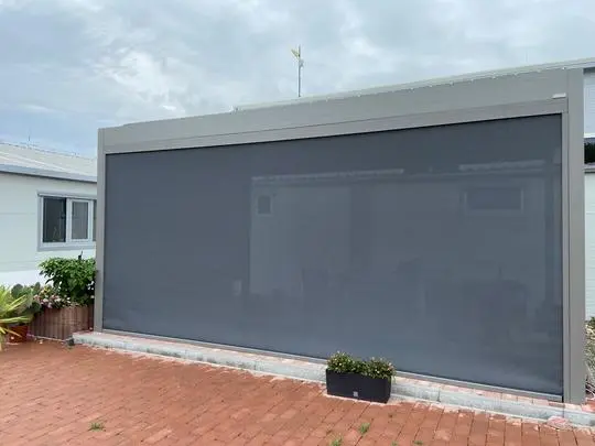 Bioklimatické pergoly a zipscreeny